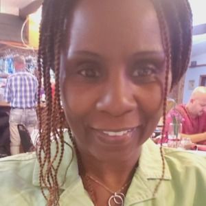 Meet your Posher, Brenda